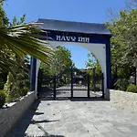Navy & 酒店