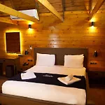 Navy & * Arnavutkoy