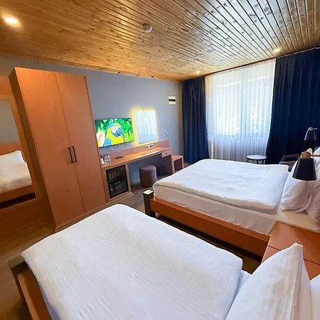 Navy & Hotel