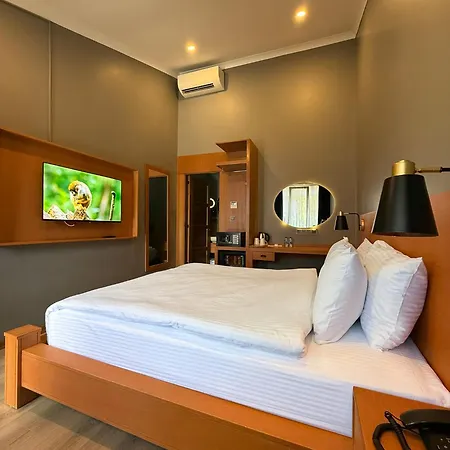 Navy Hotel