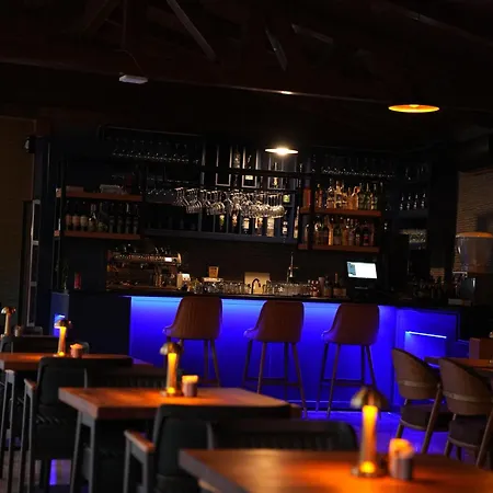 Navy & فندق Arnavutkoy